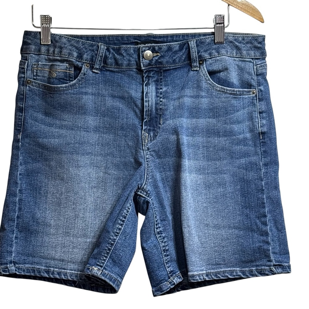 Poured In Blue Womens Medium Wash Stretch Denim Shorts Size 12‎ #715